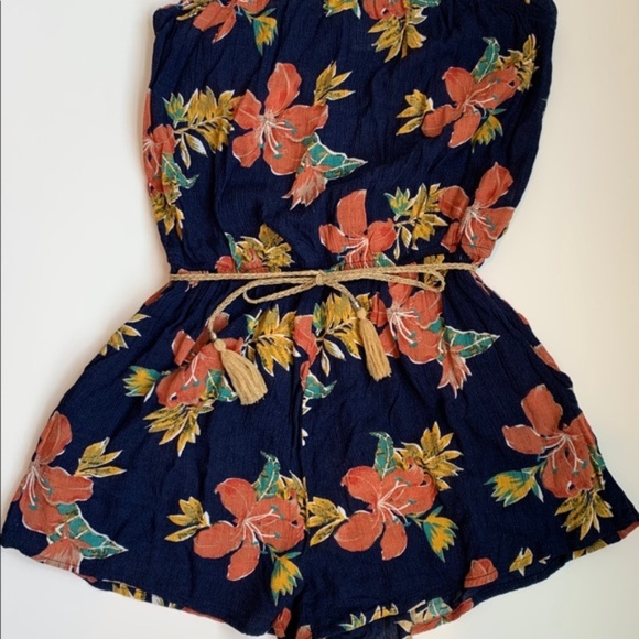 Forever 21 Pants - Floral Romper Forever21